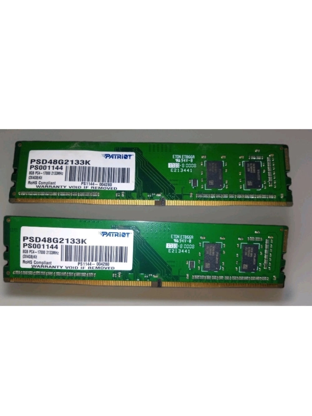Lot of 2 Patriot Ram Sticks PSS48G2133K PS001144 8G. PC4-17000 2133MHz DDR4